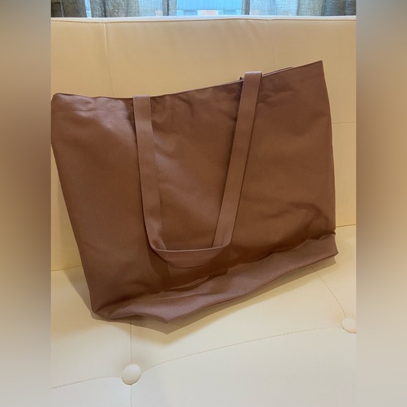 Herschel Supply Company pink mica tote - Picture 3 of 7